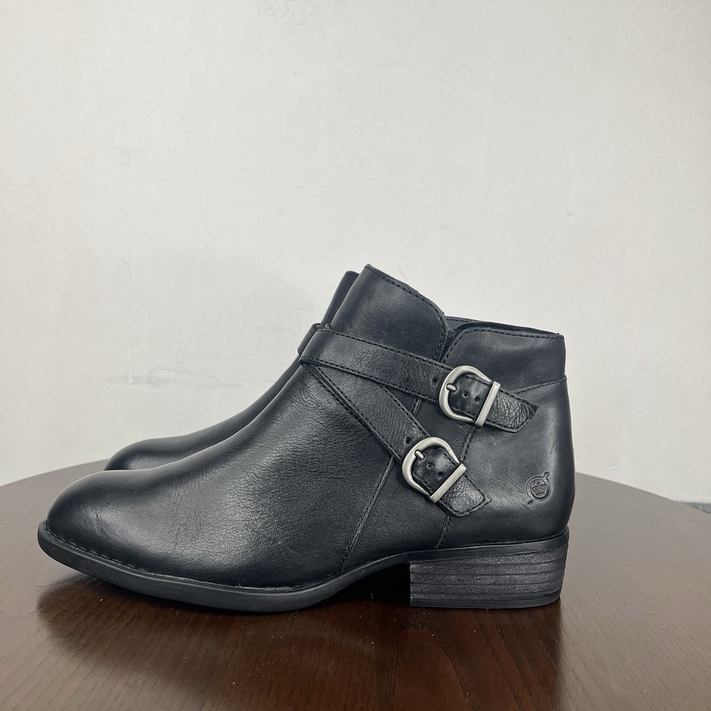 Born Ozark Boots Women's 9M Black‎ Leather Buckle Strap Biker Booties F71903